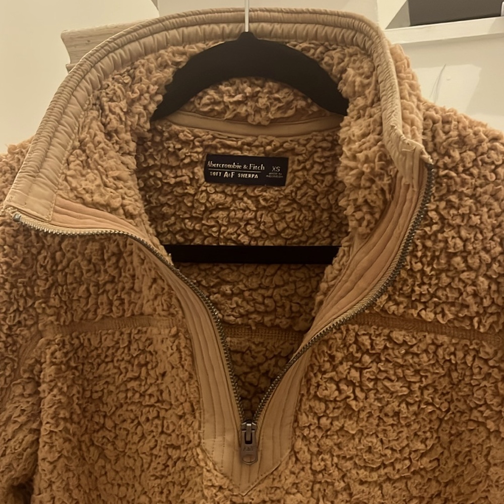 Abercrombie & Fitch Tan Sherpa Sweater - Picture 4 of 7